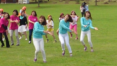 「新幹線に乗っちゃって~♪」という
