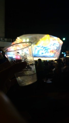 日本酒を飲んで温まります