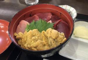 まぐろ丼