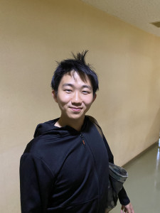 斬新なヘアスタイル