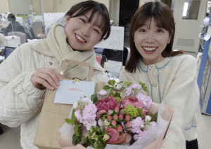 小野寺アナのお誕生日にお花をプレゼント♡