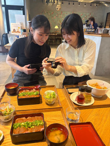 ２人はいつも仲良しです♡ 